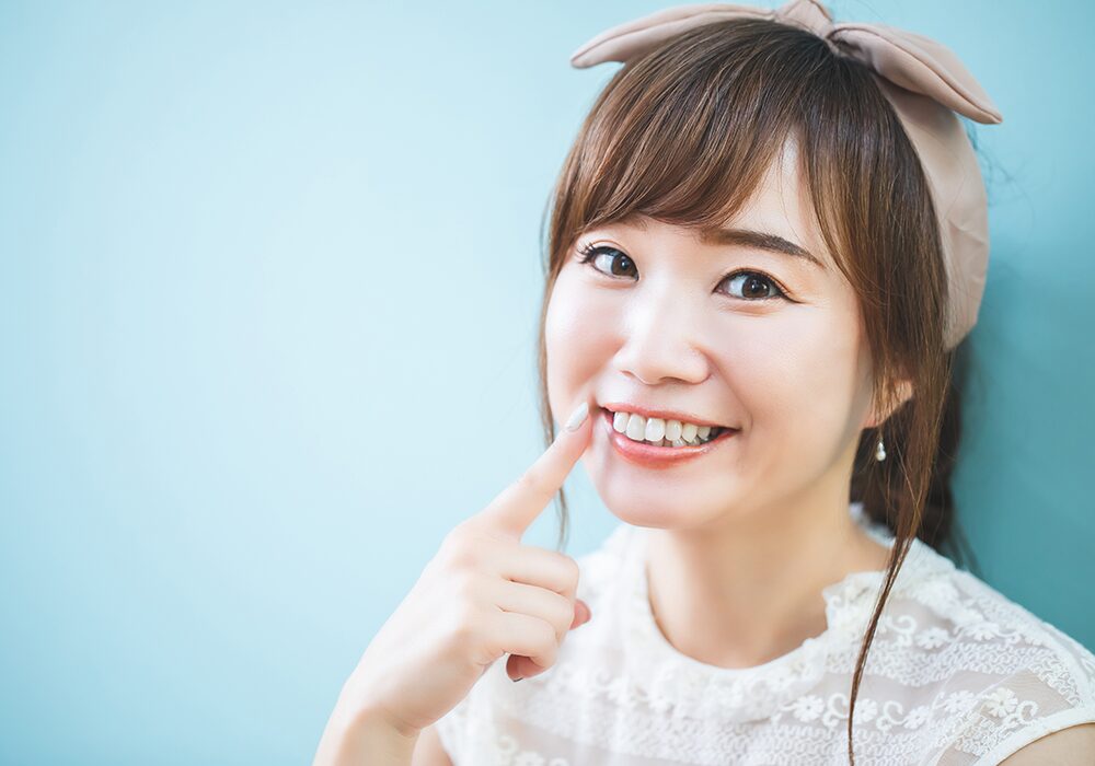 歯がキレイな女性