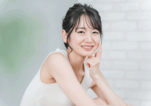 笑顔の女性